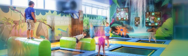 Trampolinpark mit interaktiven Feldern und Hindernissen – das neue Highlight im BWG Erlebnishaus
